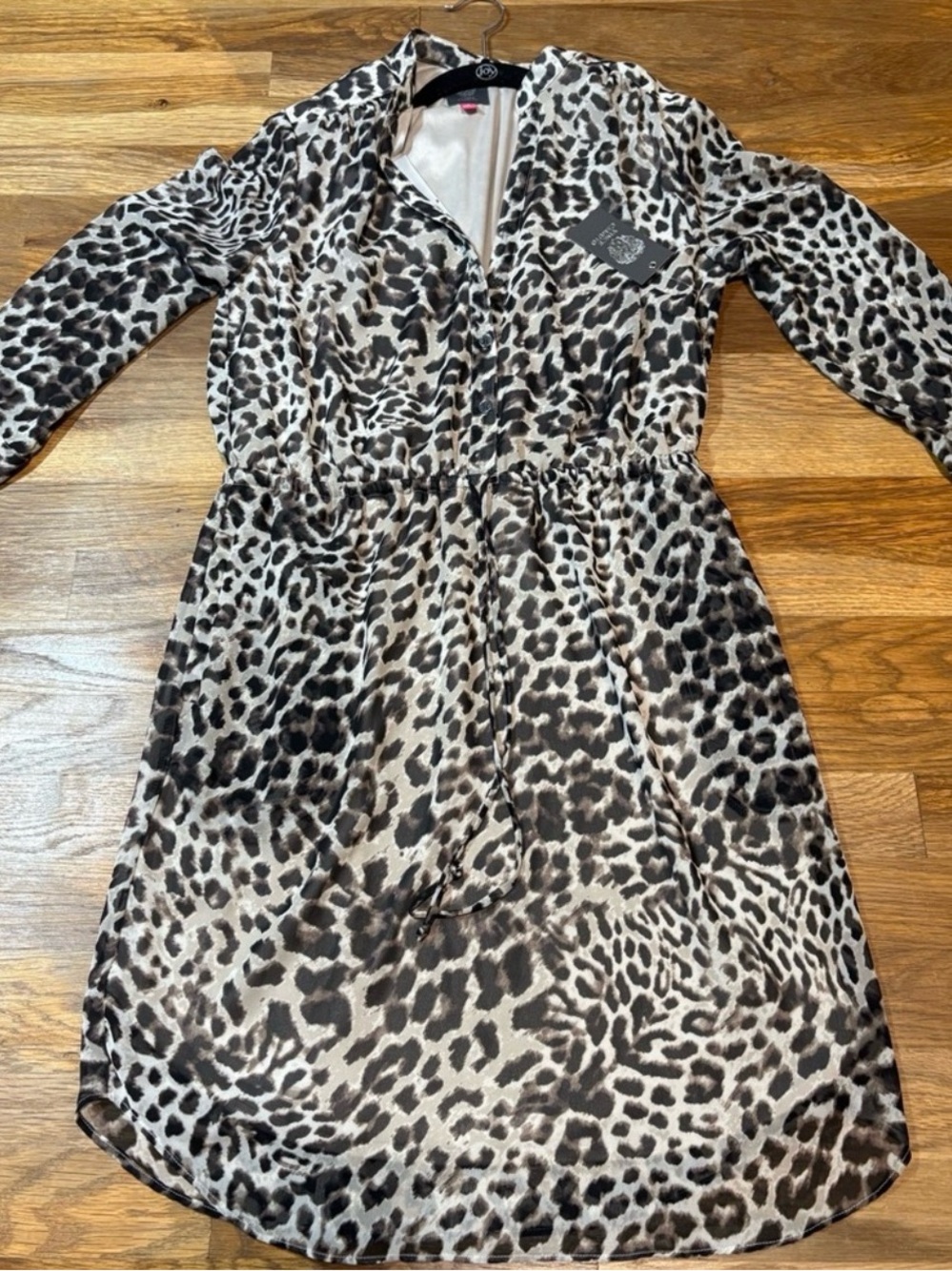 VINCE CAMUTO leopard print dress NWT size 6